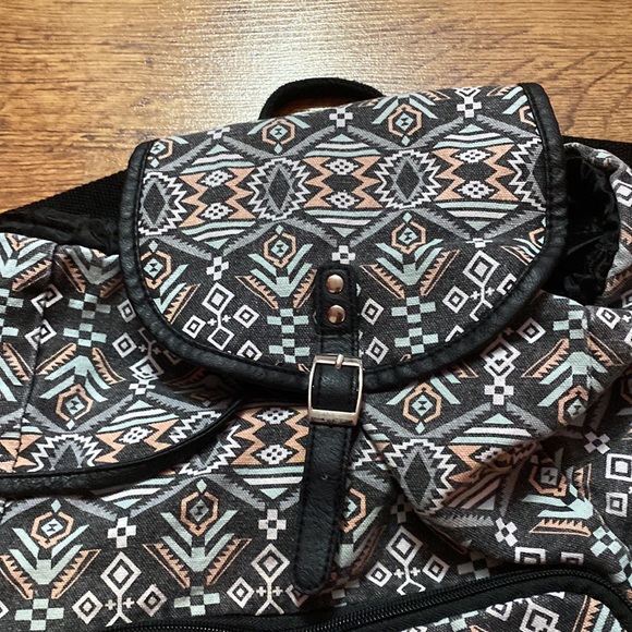 No Boundaries Printed Canvas Buckle Flap Backpack - Picture 2 of 11